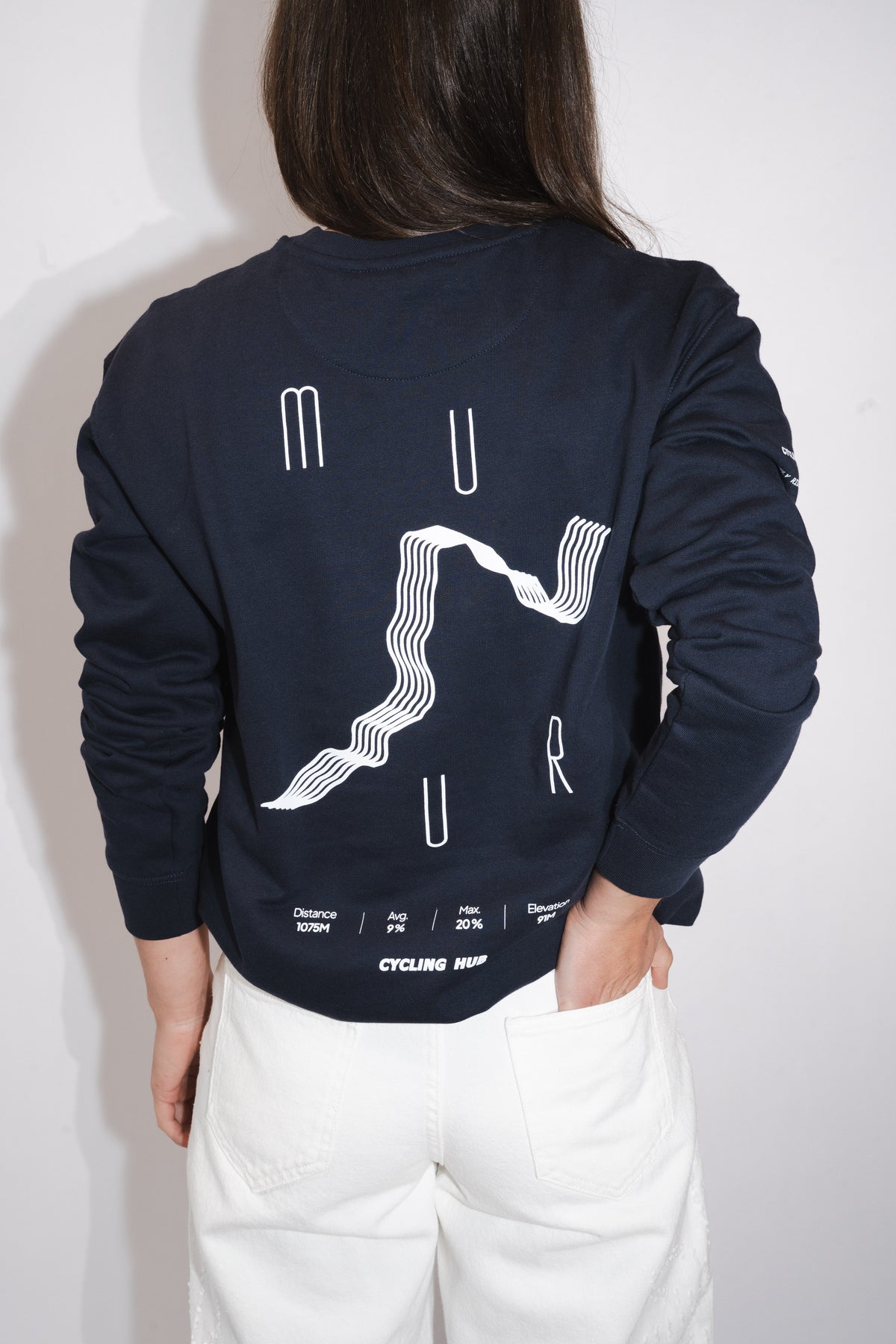 MUUR Sweater