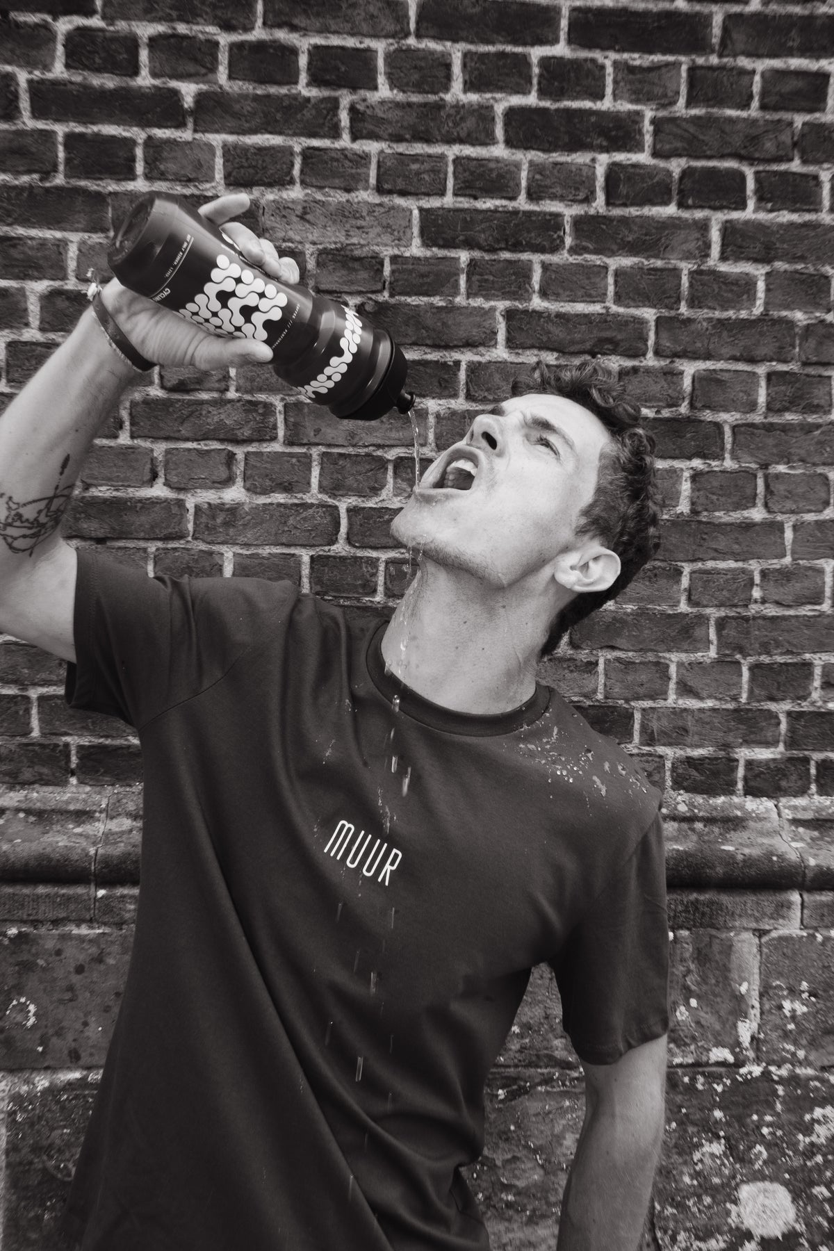 SIGNATURE Bottle